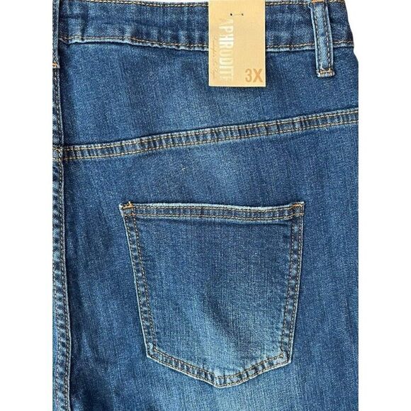 Aphrodite Womens 3XL Blue Distressed Blue Jeans Stretch Frayed Hem 38x30 NWT - Picture 3 of 5